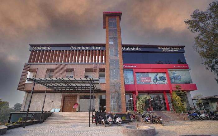 Mokshda Premium Hotel And Restaurant