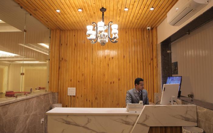 Mokshda Premium Hotel And Restaurant