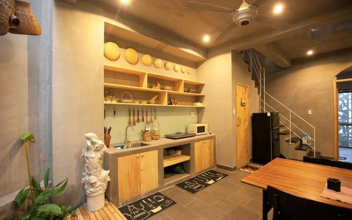 Soc House 1
