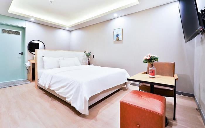 Hotel Series 5.0
