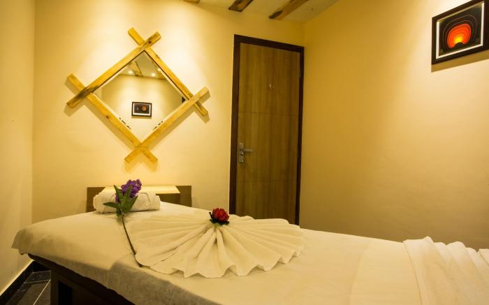 THE ROYAL COURT HOTEL & SPA