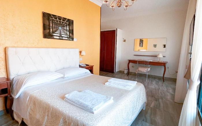 Neapolitan Trips Hotel