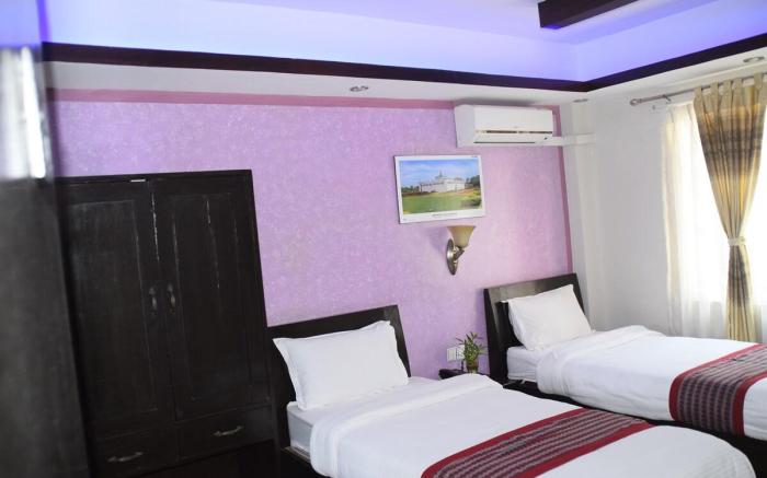 Twin-Bed Room -relaxing, rejuvenating