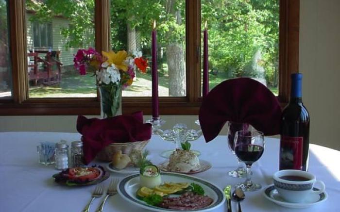 Alamoosook Lakeside Inn Orland