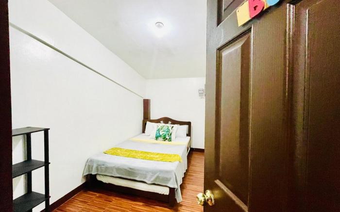 Amancio's Balai Spacious Room w/Shared Bathroom