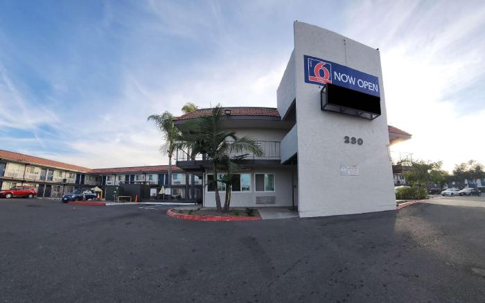 Studio 6  Suites San Ysidro, CA – San Diego South Bay