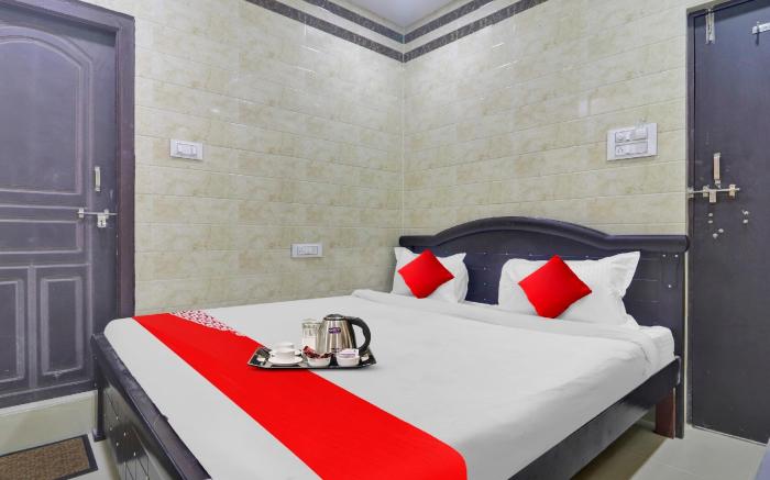 Hotel O Ashoka Classic Near Gokul Chat