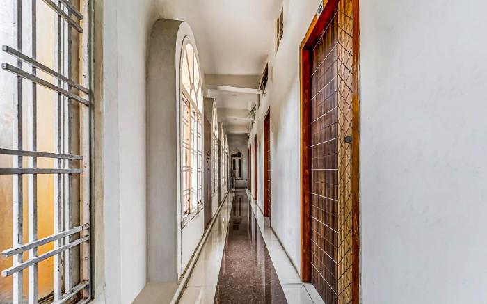 Hotel O Midtown Hotel & Guest House