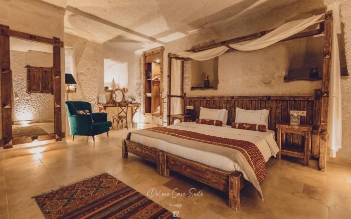 Nino Cave Suite