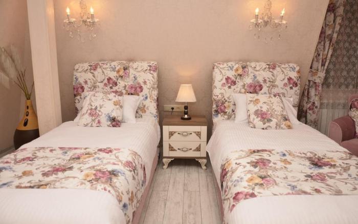 English Home Hotel