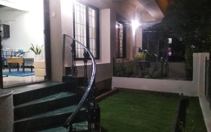 Pet Friendly Villa Near Airport+2KM+Bathtub+3BHK