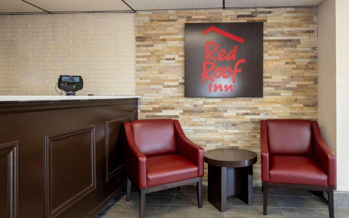Red Roof Inn West Point