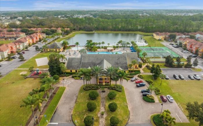 Bedrooms  4 Bathrooms  Paradise Palms 3073 BP