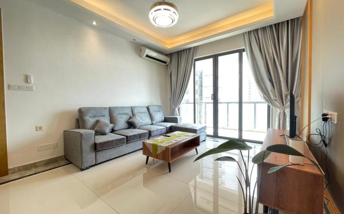Causeway Sea View 3bedroom @ R&F Princess Cove