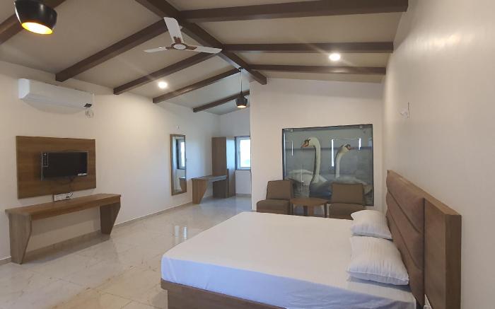FLAMINGO CLUB & RESORT, UNA GUJARAT, 3KM AWAY FROM DIU CHECKPOST