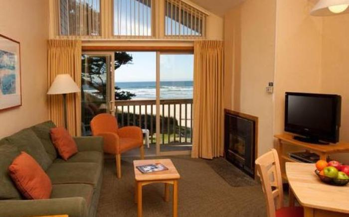 Schooner's Cove Inn