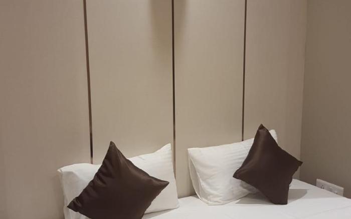 Goroomgo Hotel Regalia Budaun 