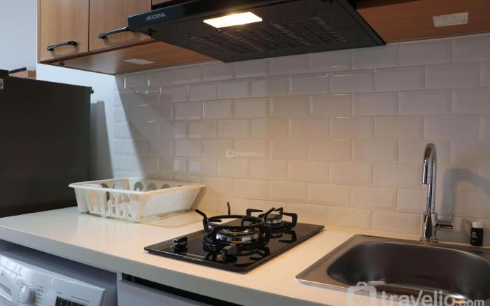 Fancy & Nice Studio Room at West Vista By Travelio