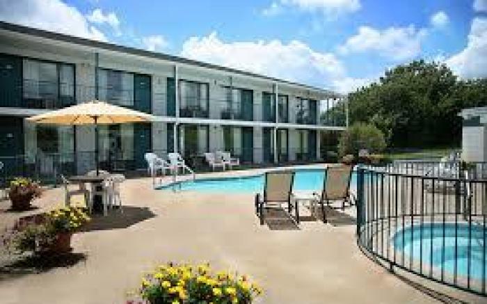 Ozark Valley Inn