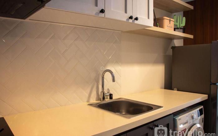 Well Appointed Studio at West Vista Apt ByTravelio