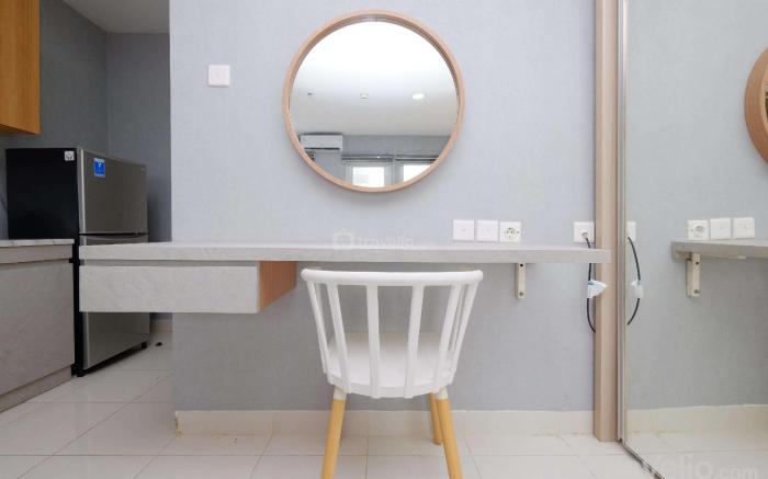 Cozy Studio at Sentul Tower Apt By Travelio