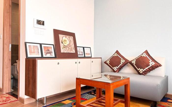 S2 Sky Oasis Flower Homestay 