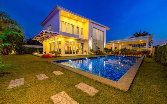 Modern 3 bedroom Pool Villa (PG19)