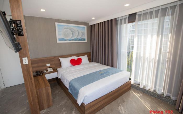 Lake View Hotel