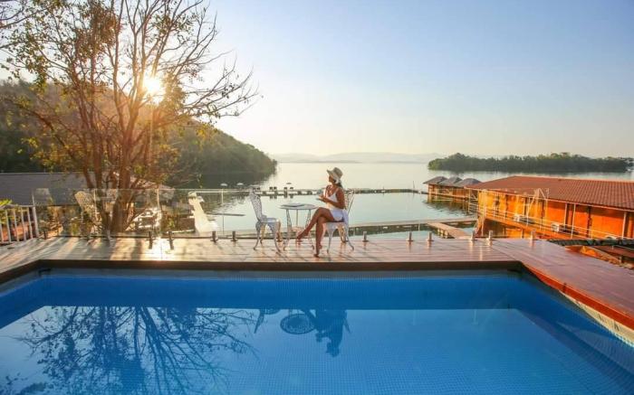 Phuphlai Lake Resort