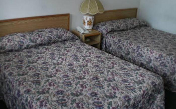 Blue Jay Motel