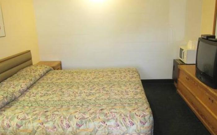 Budget Inn Fairport
