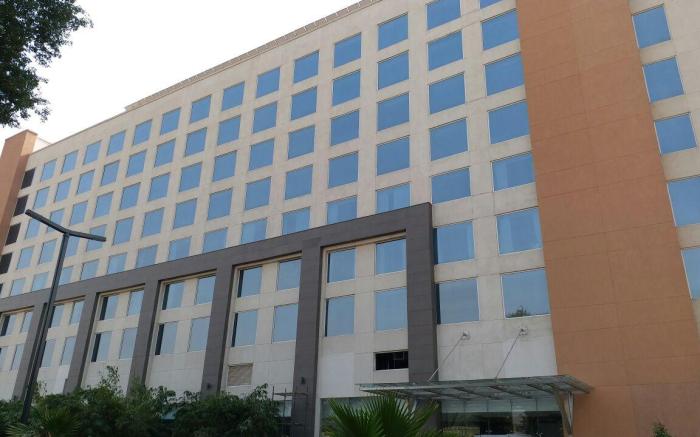 Lemon Tree Hotel, Sector 68, Sohna Road, Gurugram
