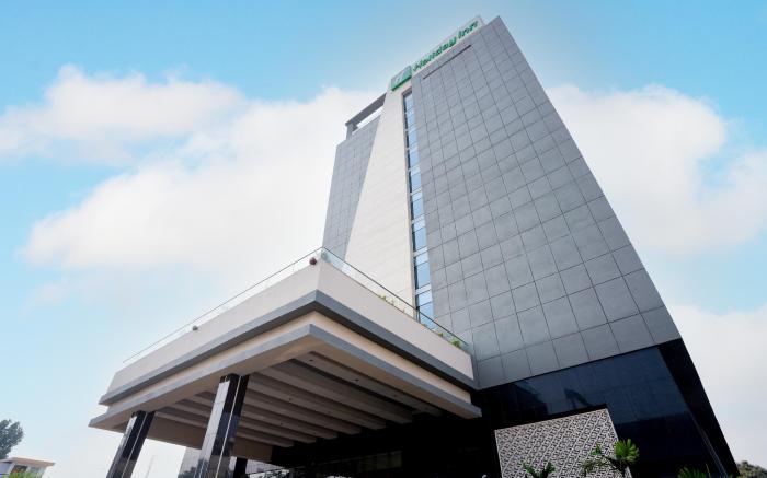 Holiday Inn Lucknow Airport By IHG