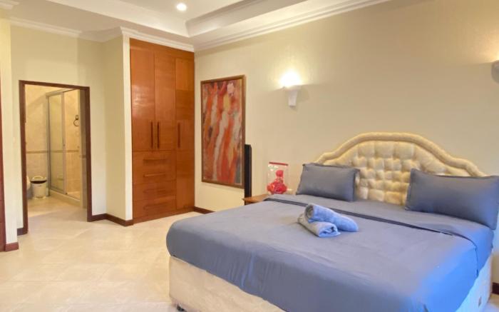 Green garden villa,40M to beach,BBQ,snooker,karaok
