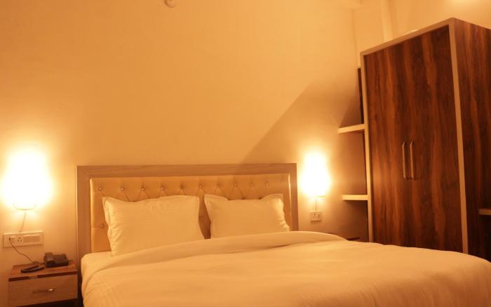 Paradise Inn