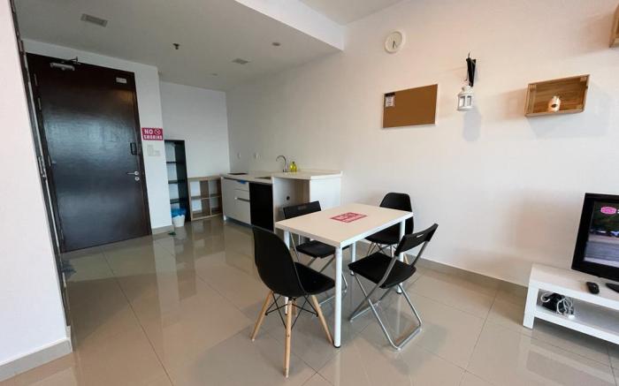 Paul's Studio 4 @Trefoil Setia Alam, Shah Alam