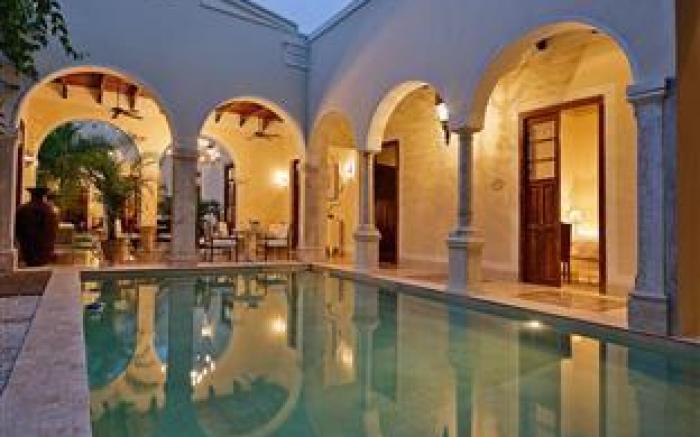 Casa Lecanda Boutique Hotel