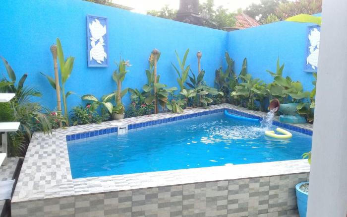 Serangan Turtle Island Hostel