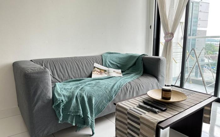 A0604 Platino 2BR ParadigmMall Netflix By STAY