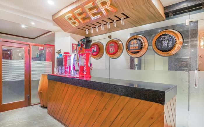 Hotel Highway Greens Near VR Punjab Mall Airport Road Mohali Chandigarh