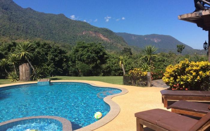 Doi Luang Villa with Private Pool with 5 bedrooms 