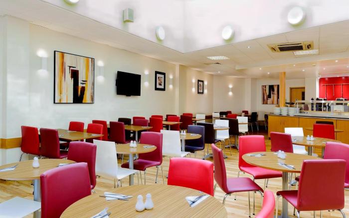 Travelodge London Central City Road