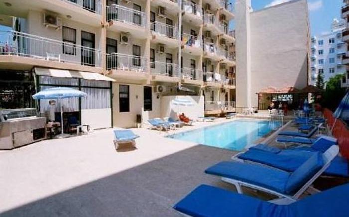 Kleopatra Melissa Hotel