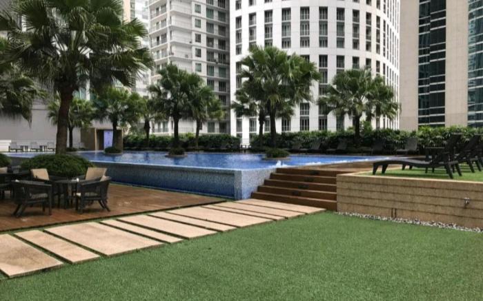 soho suites klcc by Nadia