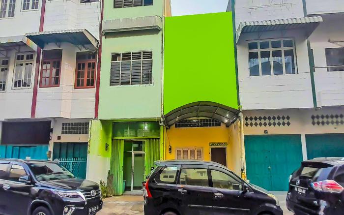 SPOT ON 92236 Kediri Family Homestay