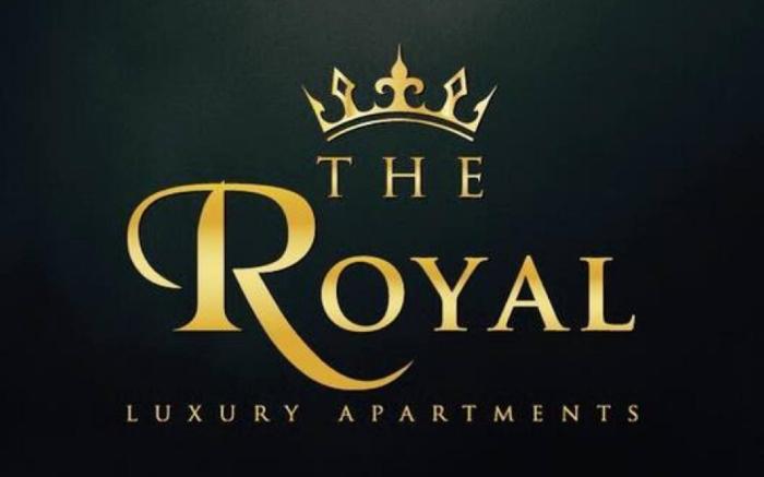 The Royal Luxury Lion Patio