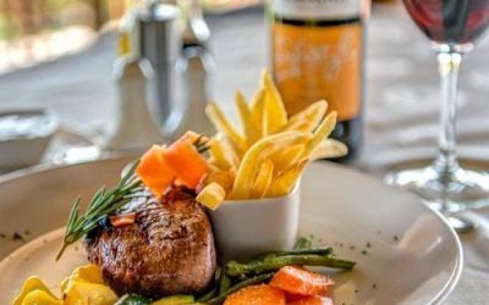 NDLOVU BOUTIQUE HOTEL