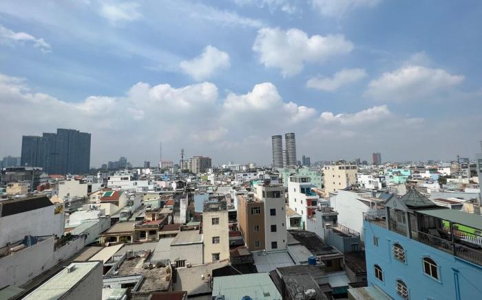 Diny ApartHotel - Delight - Rooftop Pool - HCMC