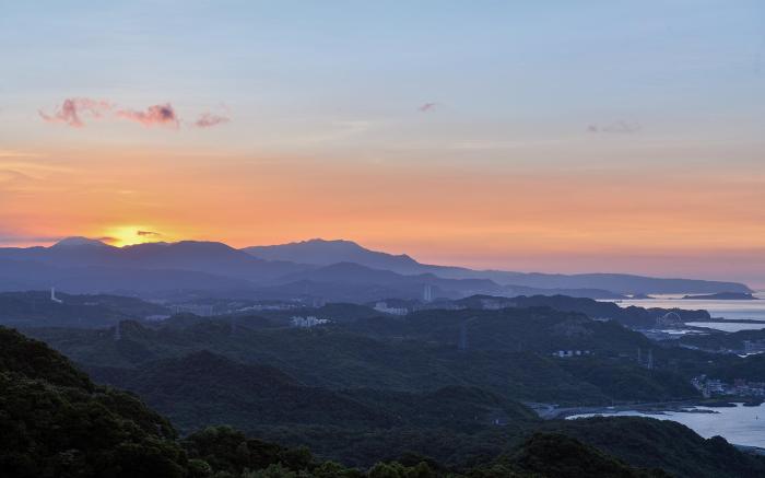 Daybreak TW