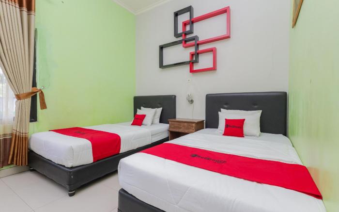RedDoorz @ Hotel Nuansa Ngawi